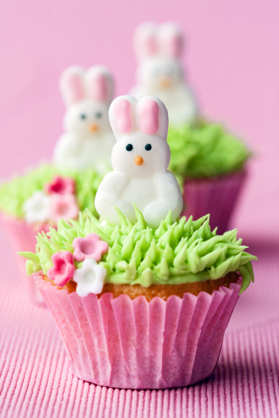 easter cupcakes