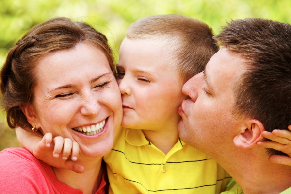 family kiss