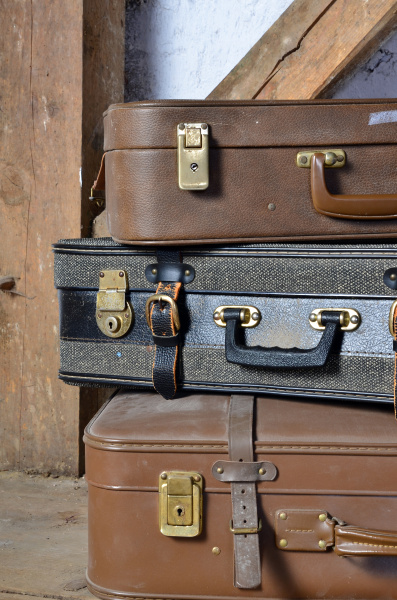old suitcase nostalgia