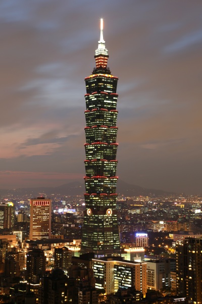 Taipei In Taiwan With Taipei 101 Skyscraper Stock Photo Panthermedia Stock Agency