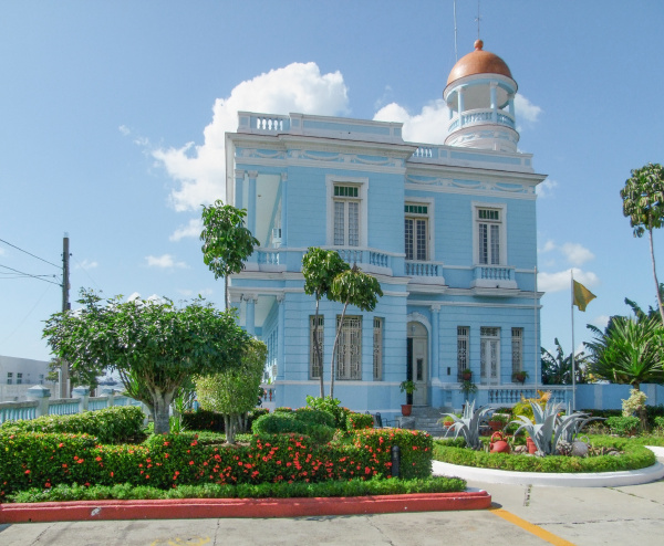 Palacio Azul building - Stock Photo - #15305669 | PantherMedia Stock Agency