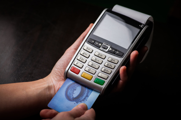 pos-and-credit-cards-stock-photo-16291633-panthermedia-stock-agency