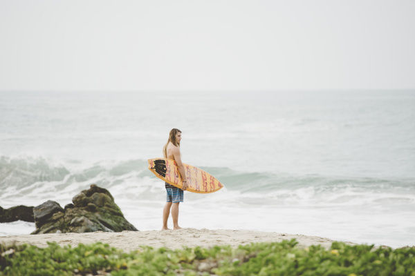 australian surfer with surfboard bacocho