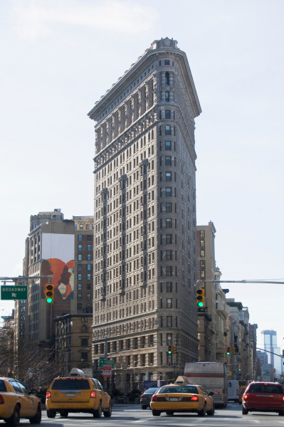 flatiron building in new york city