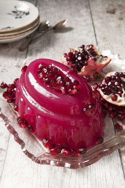 glittery pink jelly covered in pomegrante