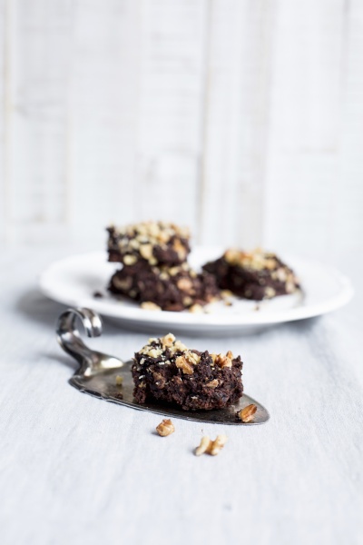 brownies with chopped nuts