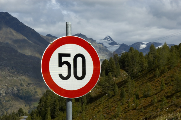traffic sign top speed 50