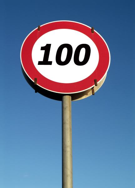 traffic signs speed limit 100 km