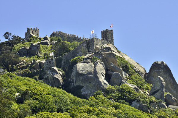castle ruin castelo dos mouros in