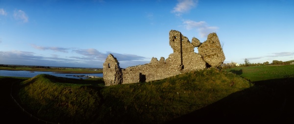 norman castle clonmacnoise co
