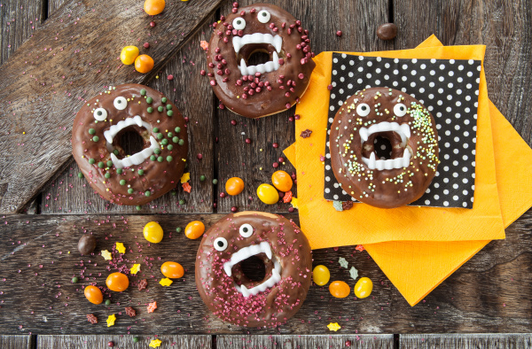 scary halloween donuts