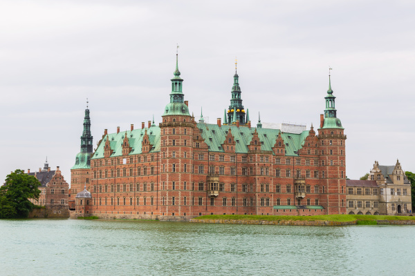 frederiksborg castle hillerod denmark
