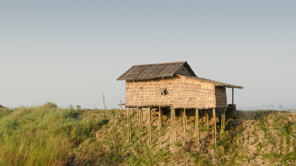 hut on stilts