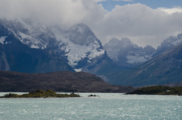 pehoe lake and cordillera paine in
