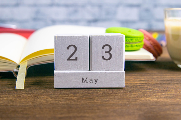 may 23 on the wooden calendar
