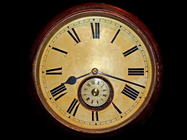 classics clock