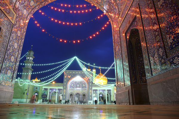 fatima al masumeh shrine during muharram