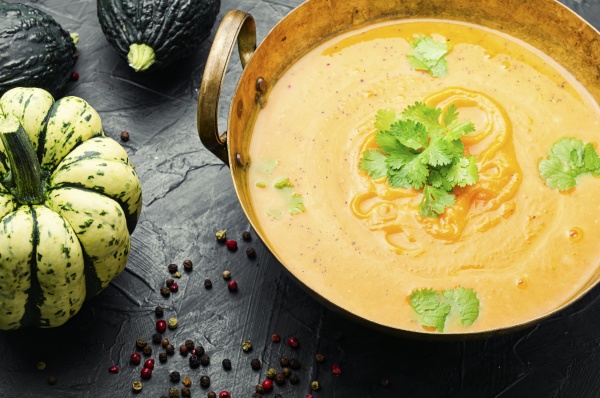 vegetarian autumn pumpkin soup