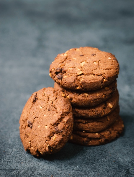 cookies with hazelnuts and chocolate
