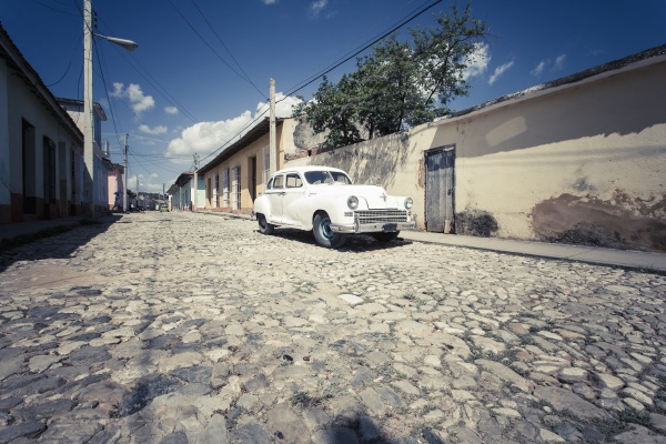 cuba parking white vintage car