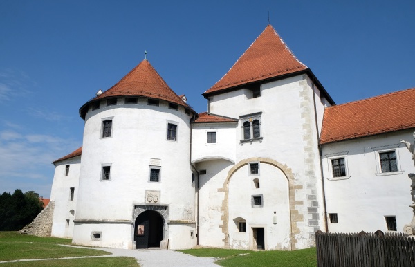 varazdin castle in the old town
