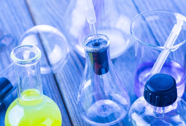 the scientific laboratory glassware close