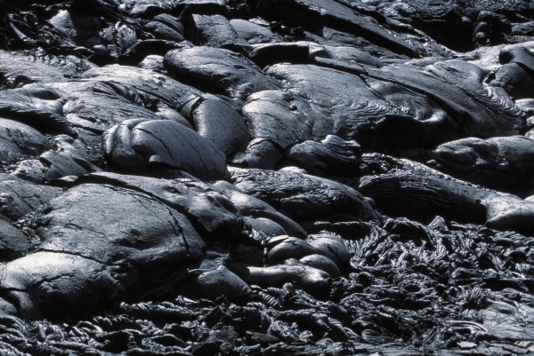 patterns in pahoehoe lava big