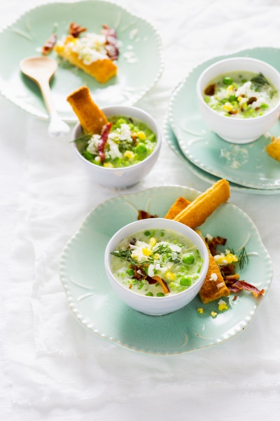 pea soup with ricotta and diced