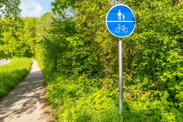 bicycle and pedestrian shared route