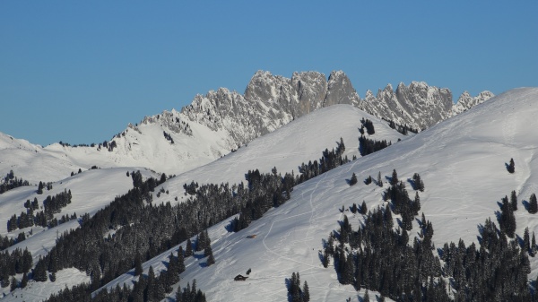 gastlosen snow covered mountain range