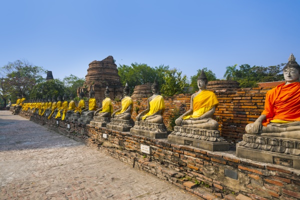 buddha statues at the temple of