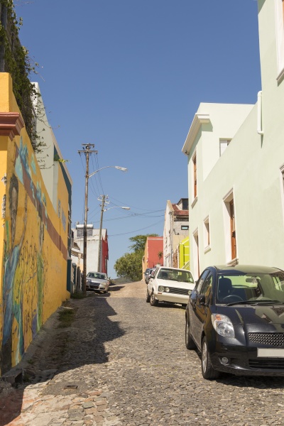 street with paintings bo kaap district