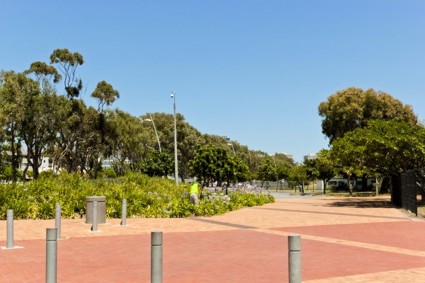 entrance or path to green point