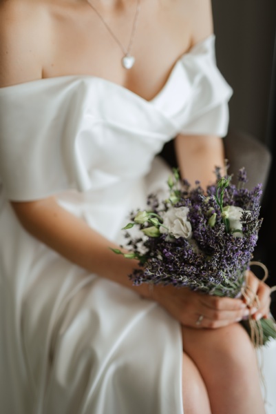 lavender wedding bouquet of fresh natural
