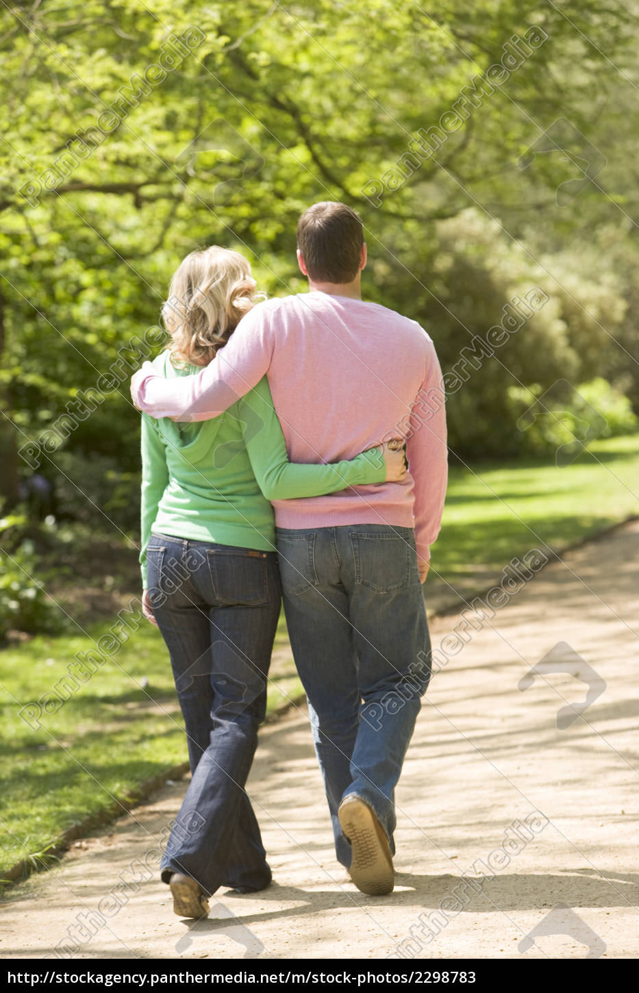 Couple Walking On Path Arm In Arm Royalty Free Image Panthermedia Stock Agency