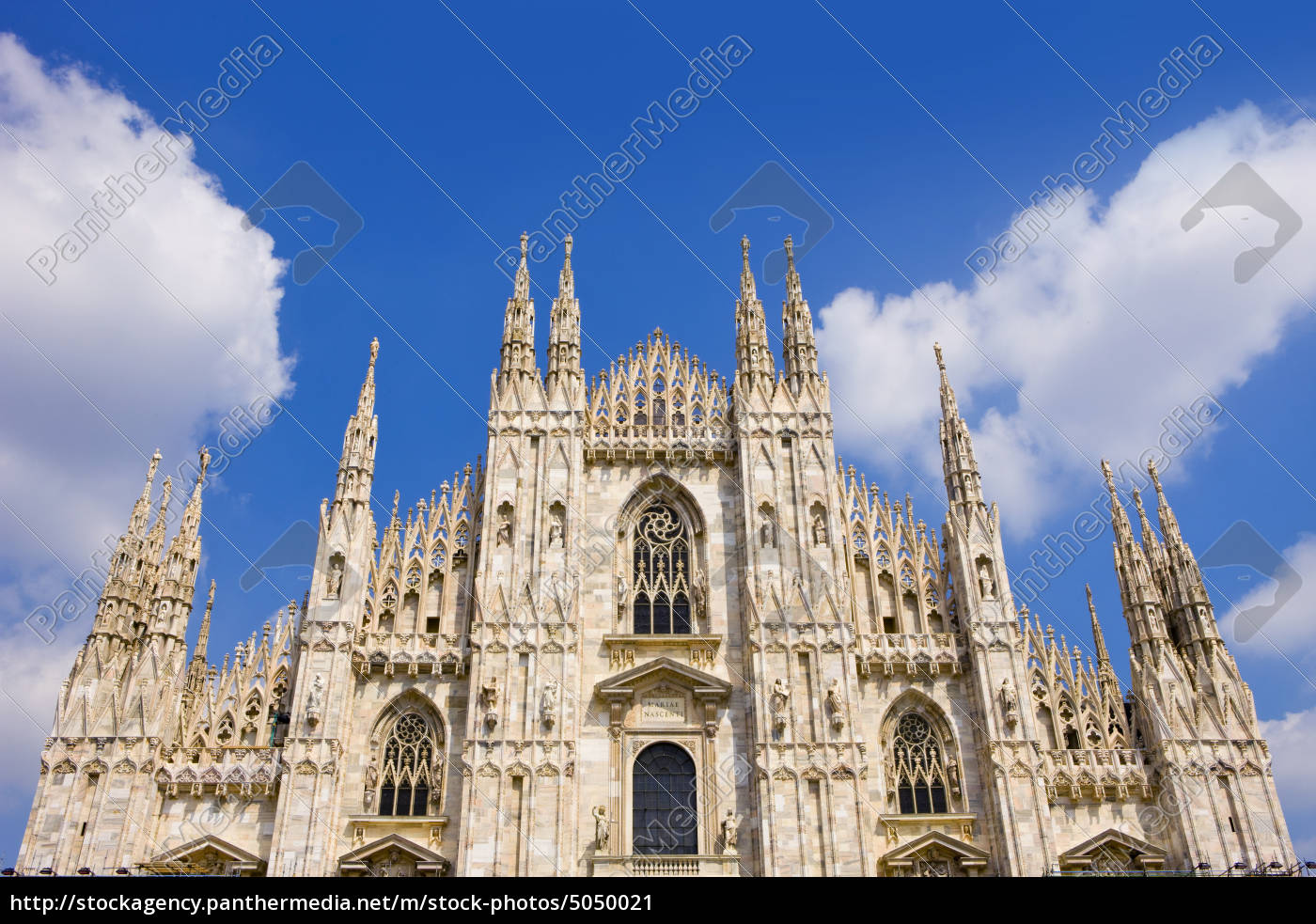 the symbol of Milan - Stock Photo - #5050021 - PantherMedia Stock Agency