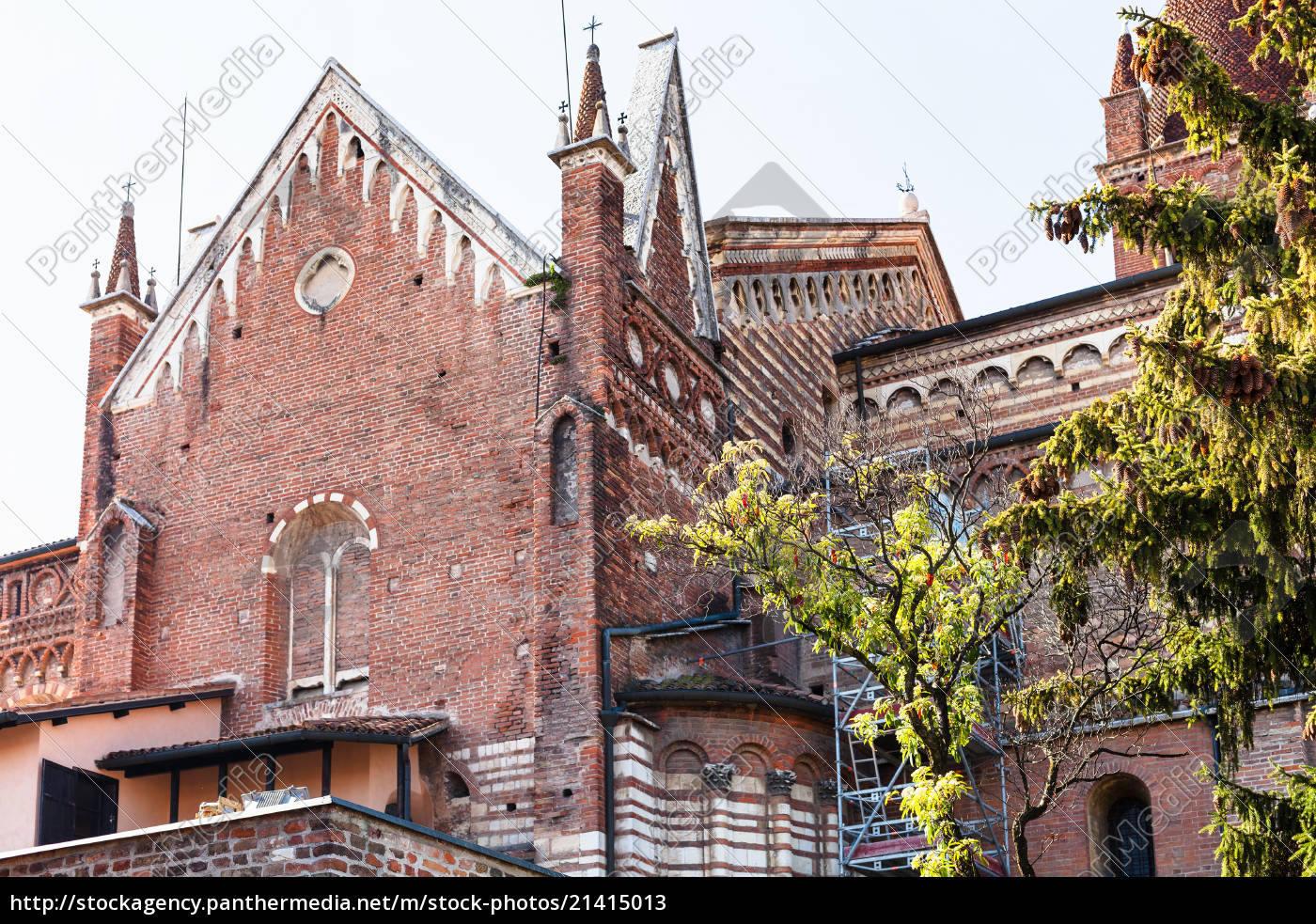 View Of Chiesa Di San Fermo Maggiore In Verona Stock Photo Panthermedia Stock Agency