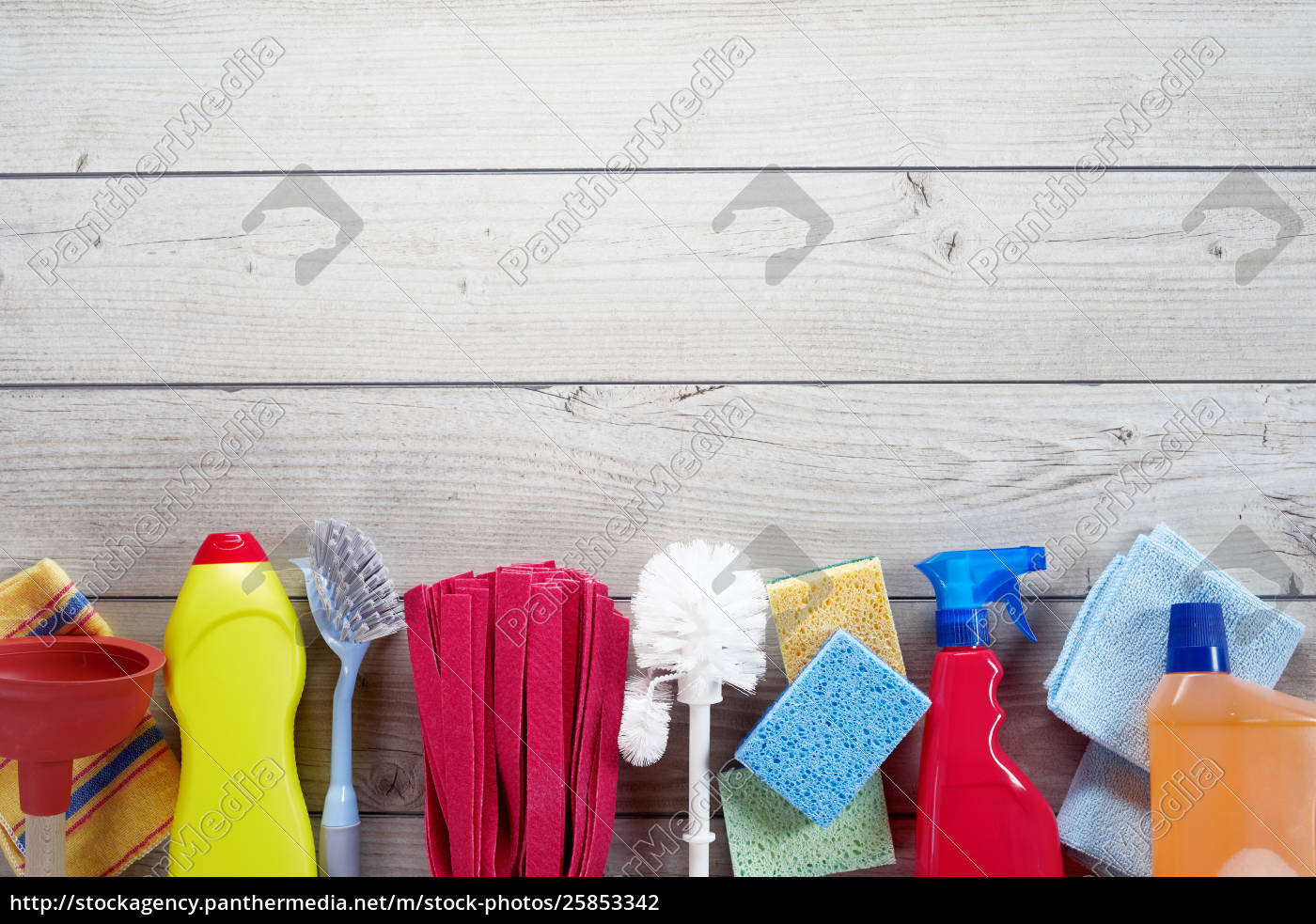 cleaning supplies border