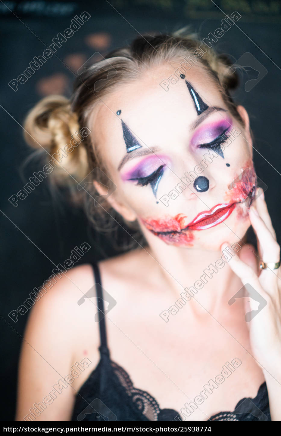 Clown make up frau